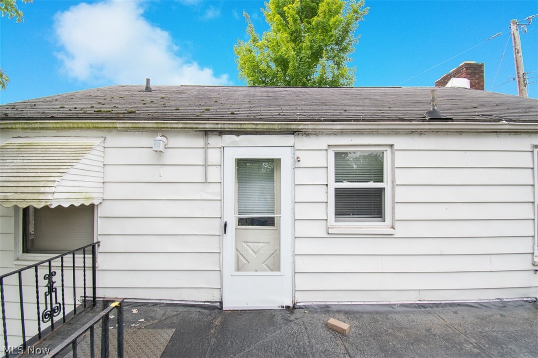 294 Shields Road Youngstown, OH 44512 - Photo 12 of 32 Gallery Image 12