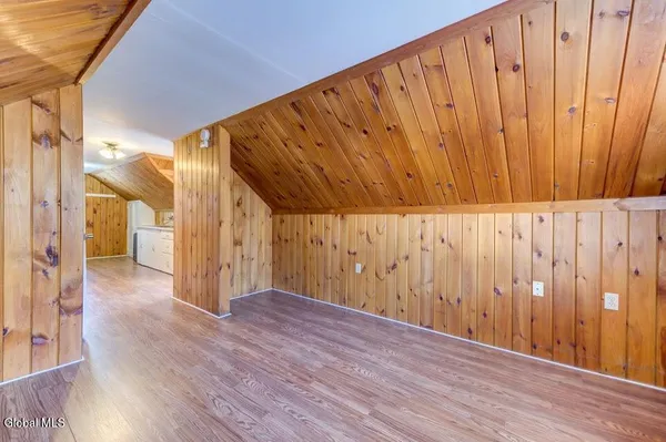 $14,400 | 1346 Van Antwerp Road, Unit 2, Niskayuna, NY 12309