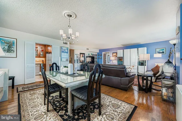a view of a livingroom and dining room
