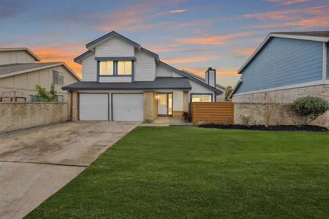 $295,000 | 10610 Chapel Hill Drive, Houston, TX 77099