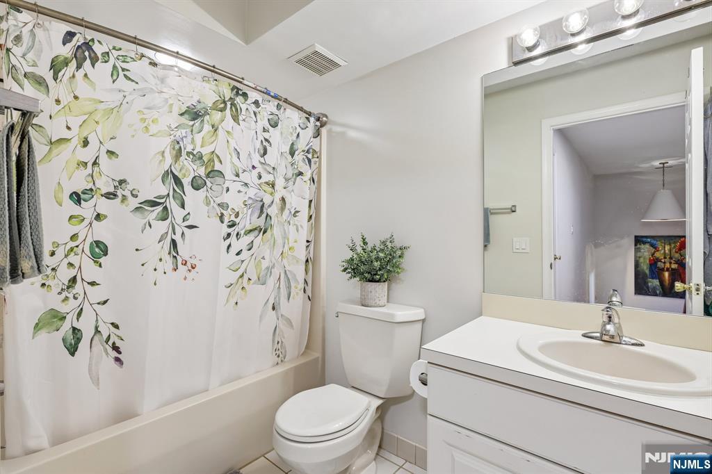 40 Rio Vista Drive Allendale, NJ 07401 - Photo 26 of 33