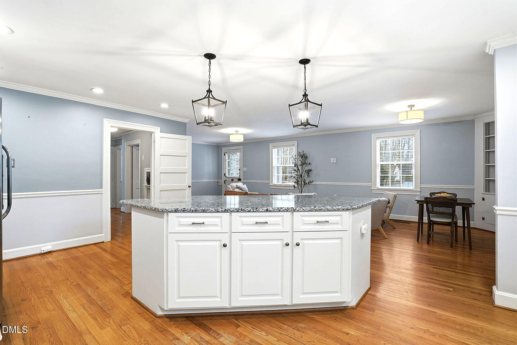 109 West Riverside Drive Smithfield, NC 27577 - Photo 14 of 39 13-web-or-mls-109 West River Dr-54