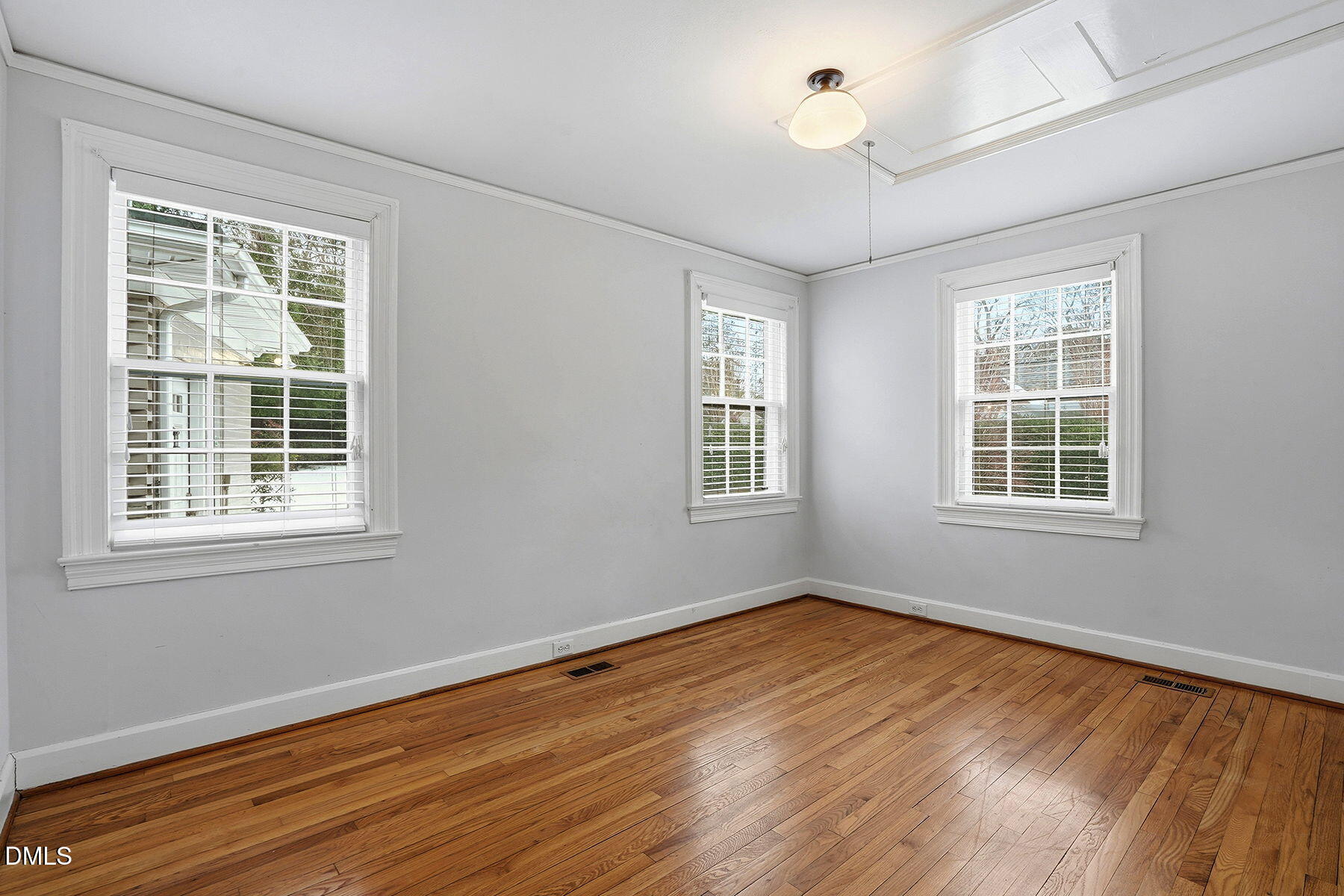 109 West Riverside Drive Smithfield, NC 27577 - Photo 20 of 27 18-web-or-mls-109 West River Dr-79