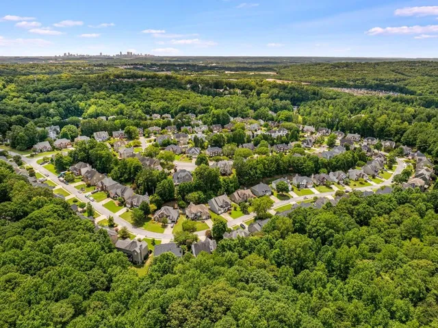 $748,000 | 1106 Queensgate Drive Southeast, Smyrna, GA 30082