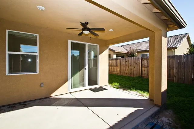 $600,000 | 718 Crow Creek Drive, Galt, CA 95632