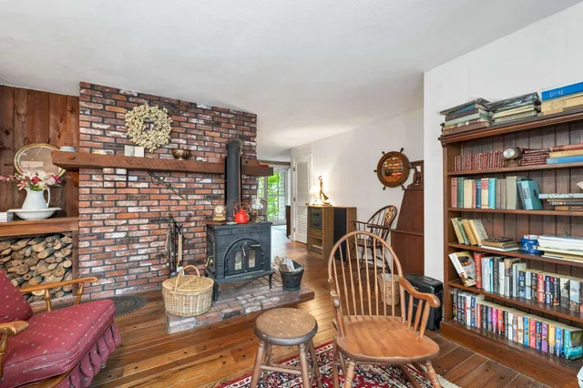 $595,000 | 195 Sewall Road, Wolfeboro, NH 03894