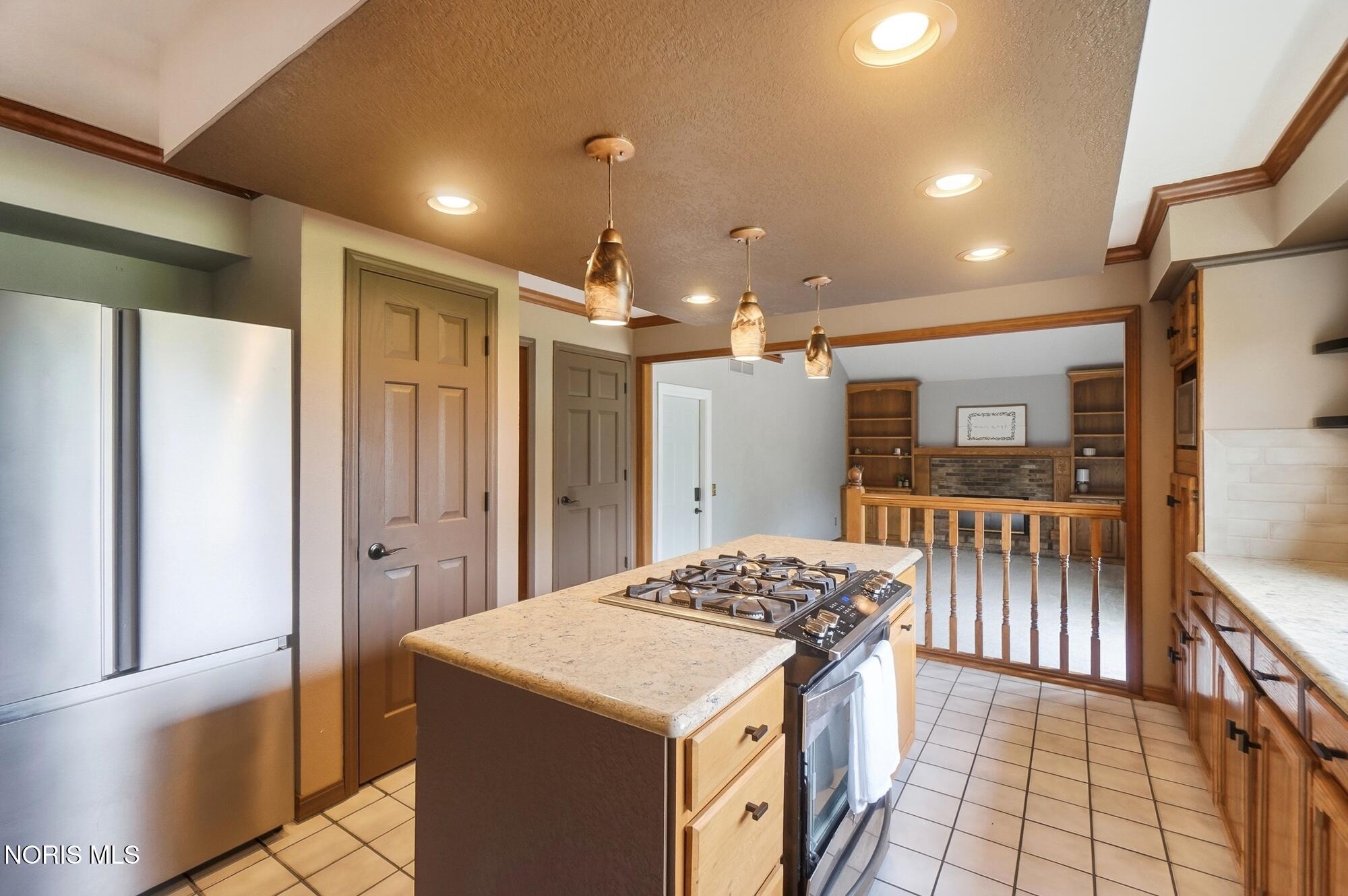 587 Rutledge Court Perrysburg, OH 43551 - Photo 15 of 44 Gallery Image 15