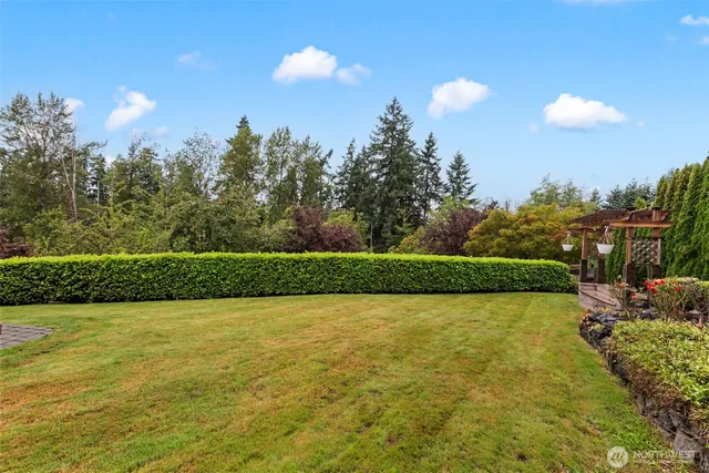 a view of a pathway with a park