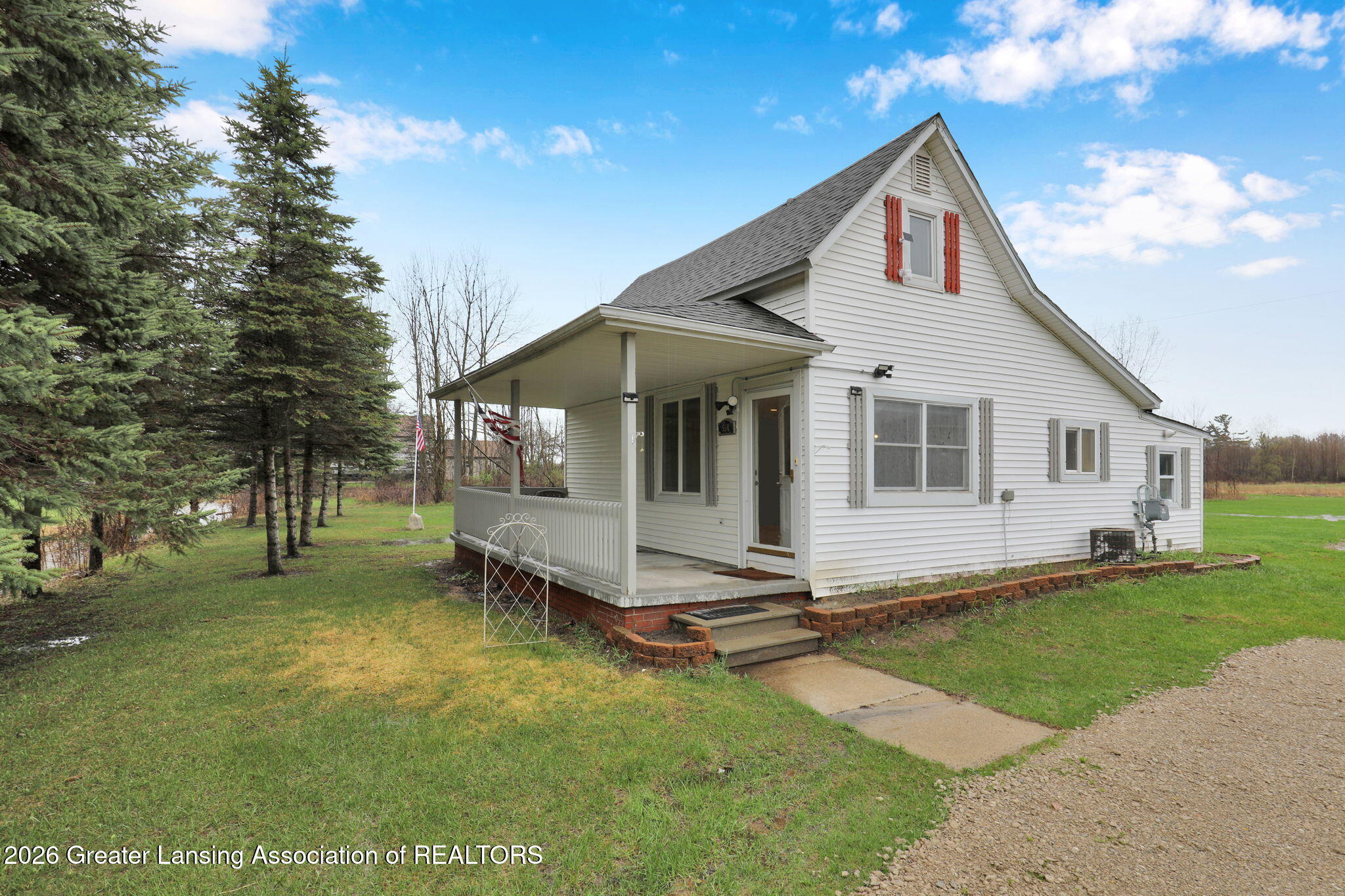 554 North Meridian Road Merrill, MI 48637 - Photo 1 of 43 24-web-or-mls-Open Ended Media-23