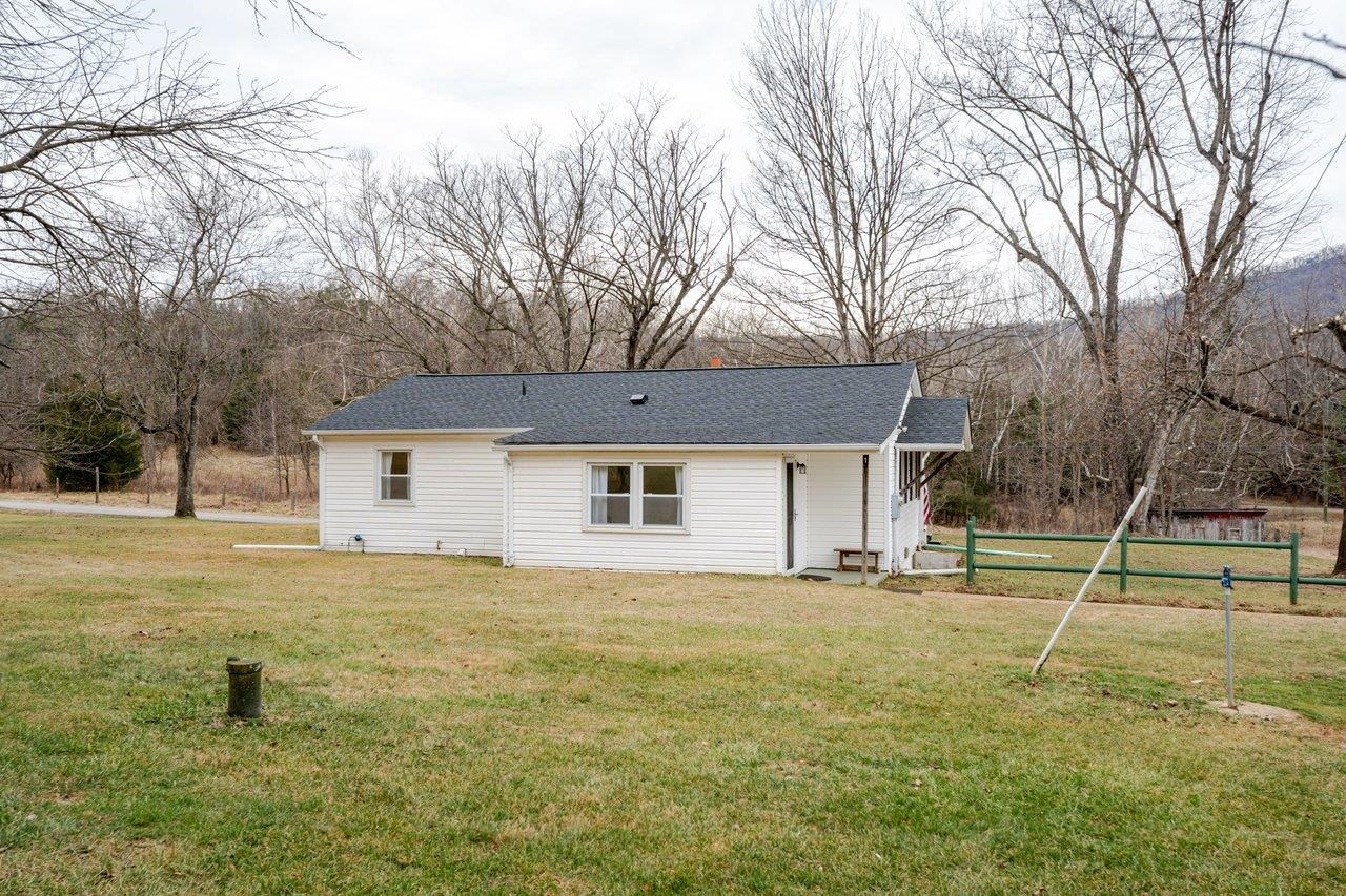 11918 Turleytown Road Broadway, VA 22815 - Photo 40 of 42 a house view with a outdoor space