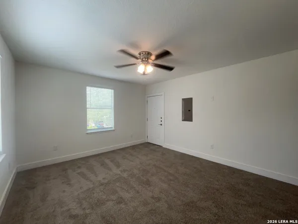 $1,100 | 1020 West French Place, Unit 4, San Antonio, TX 78212