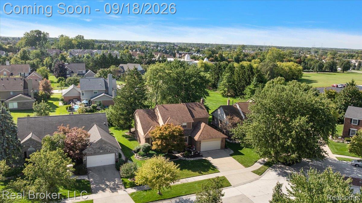 44744 Danbury Road Canton, MI 48188 - Photo 51 of 62 12-44744 Danbury-12.jpg