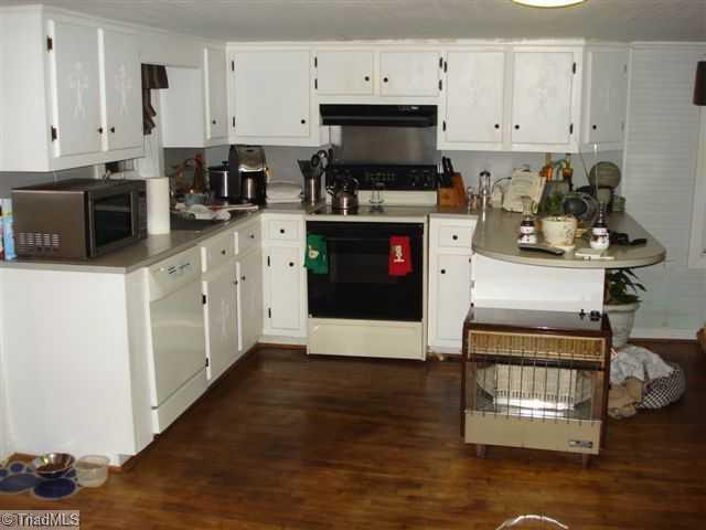 1283 Pilot Power Dam Road Pilot Mountain, NC 27041 - Photo 3 of 9 Other. Open Kitchen Layout