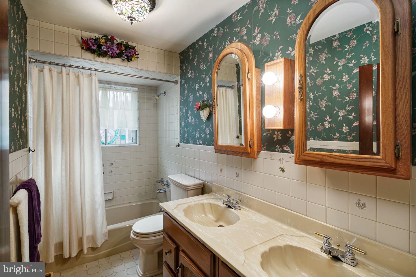 906 Davis Road Barrington, NJ 08007 - Photo 24 of 33