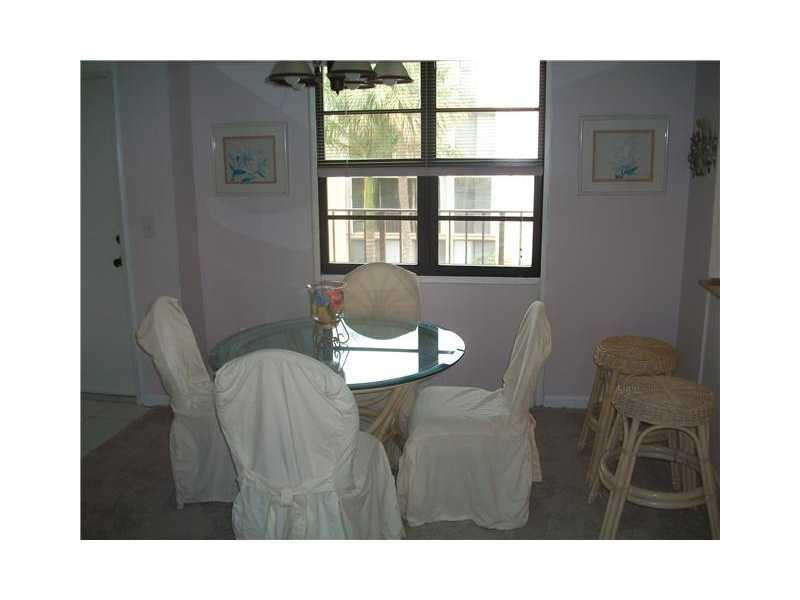 501 Southwest 11th Place, Unit 304 Boca Raton, FL 33432 - Photo 12 of 16 Dining Room