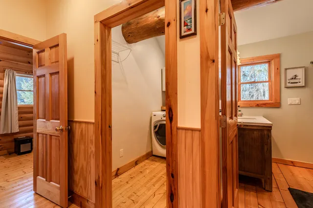 $899,000 | 281 Yale Road, Mount Holly, VT 05730