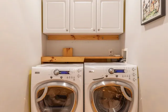 $899,000 | 281 Yale Road, Mount Holly, VT 05730