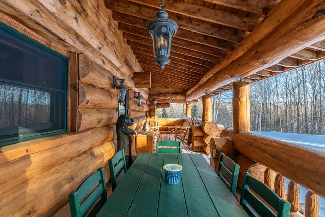 $899,000 | 281 Yale Road, Mount Holly, VT 05730