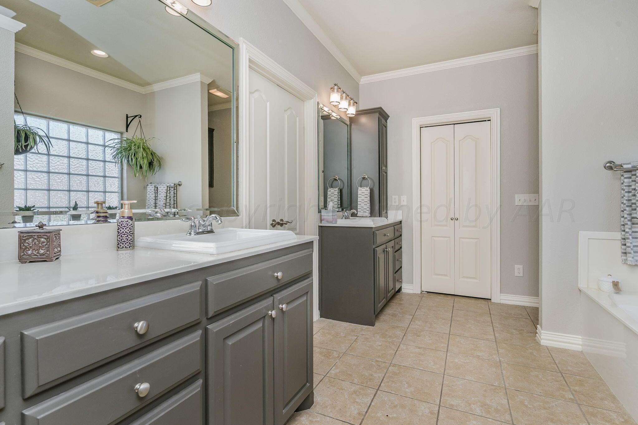 17751 White Wing Road Canyon, TX 79015 - Photo 27 of 49 Master Bathroom