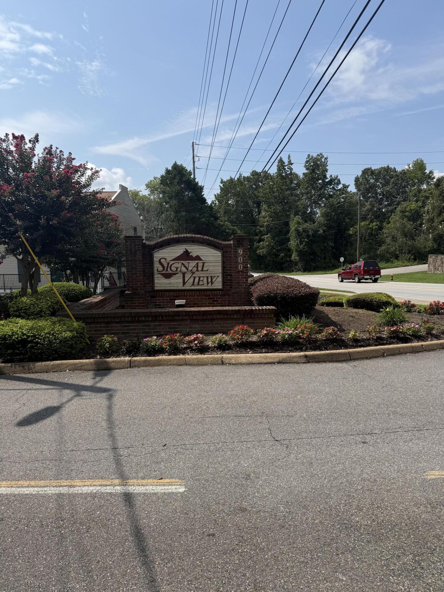 900 Mountain Creek Road, Unit 100 Chattanooga, TN 37405 - Photo 1 of 16