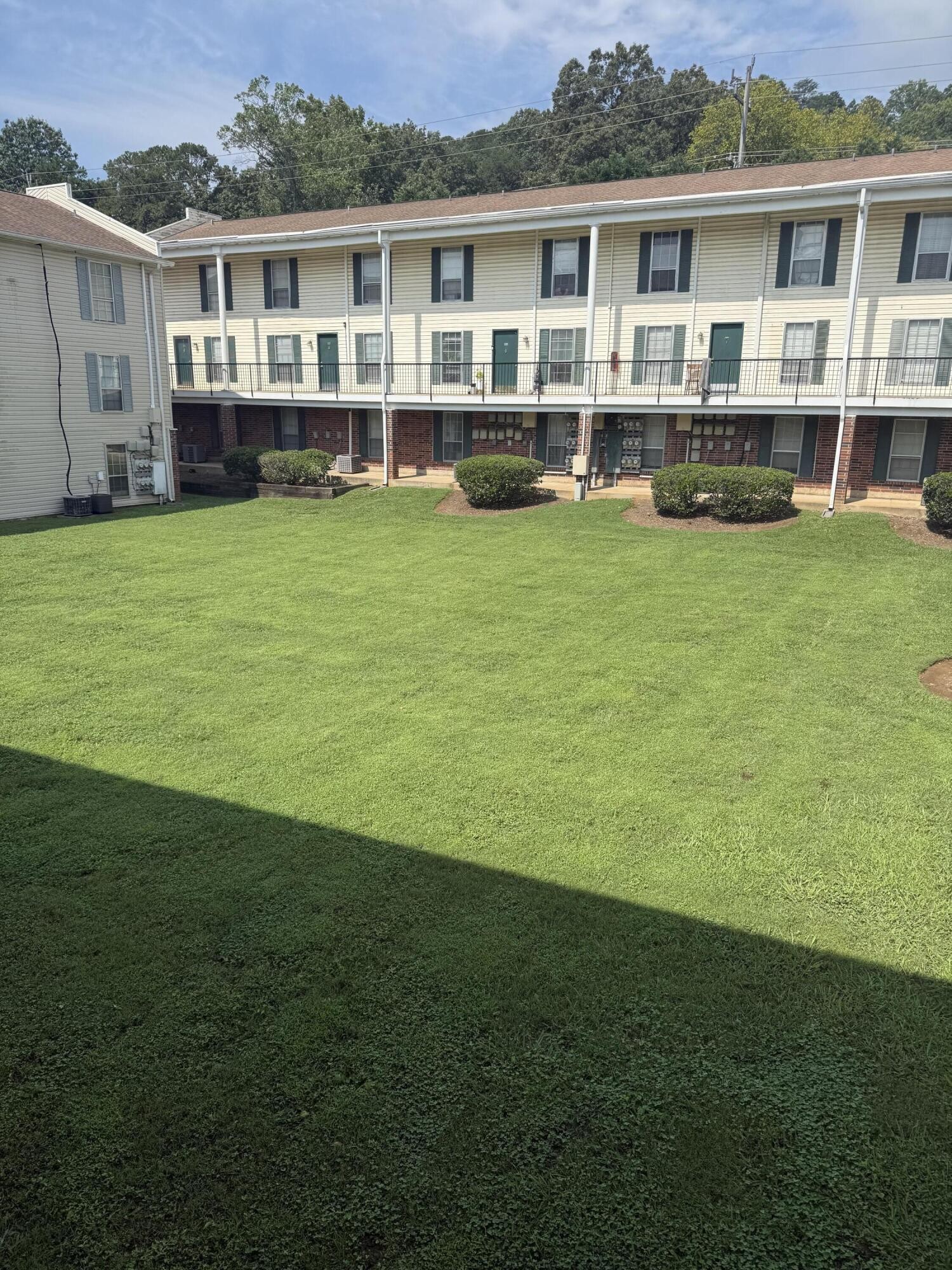 900 Mountain Creek Road, Unit 100 Chattanooga, TN 37405 - Photo 2 of 16