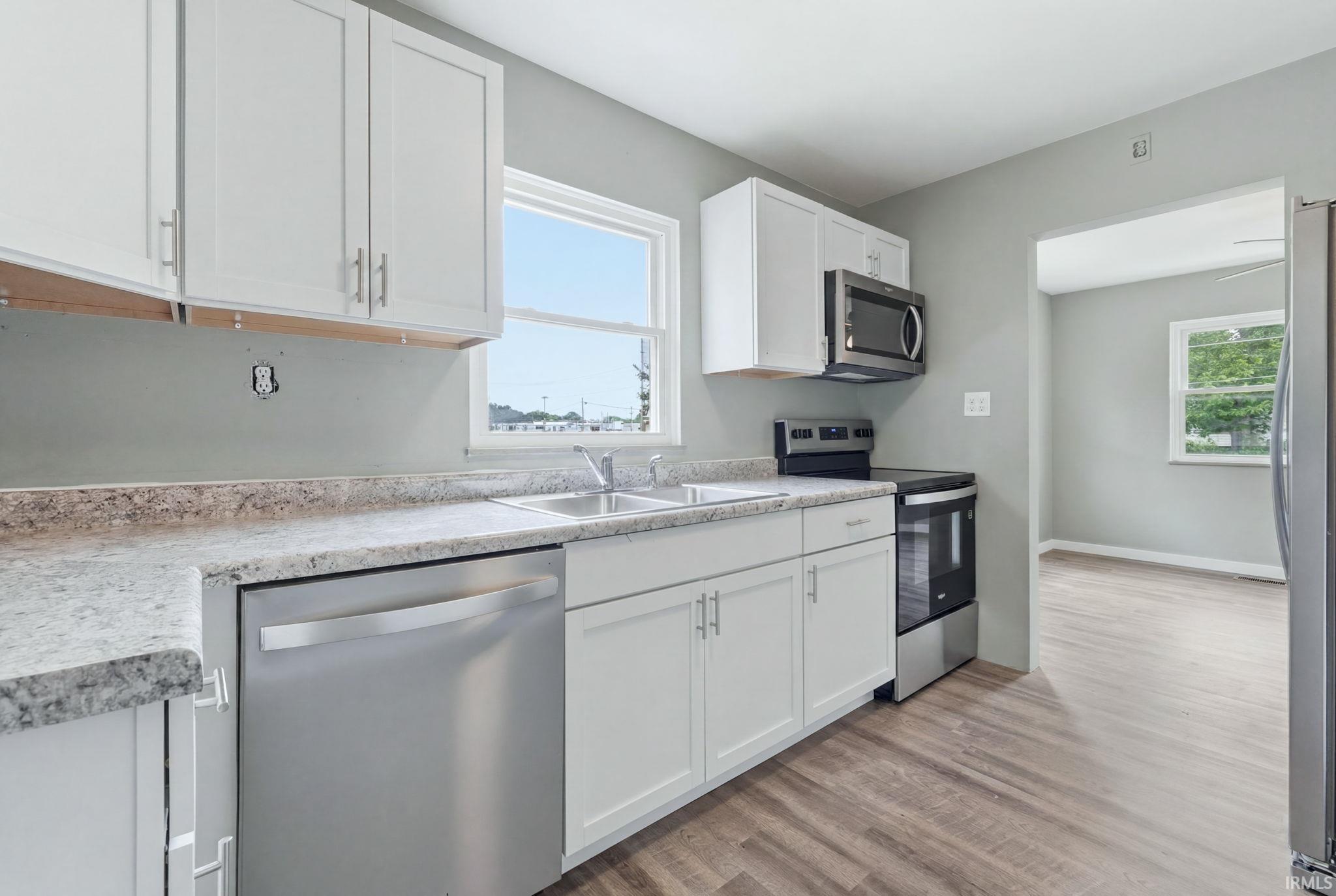215 Hartzell Road New Haven, IN 46774 - Photo 11 of 24
