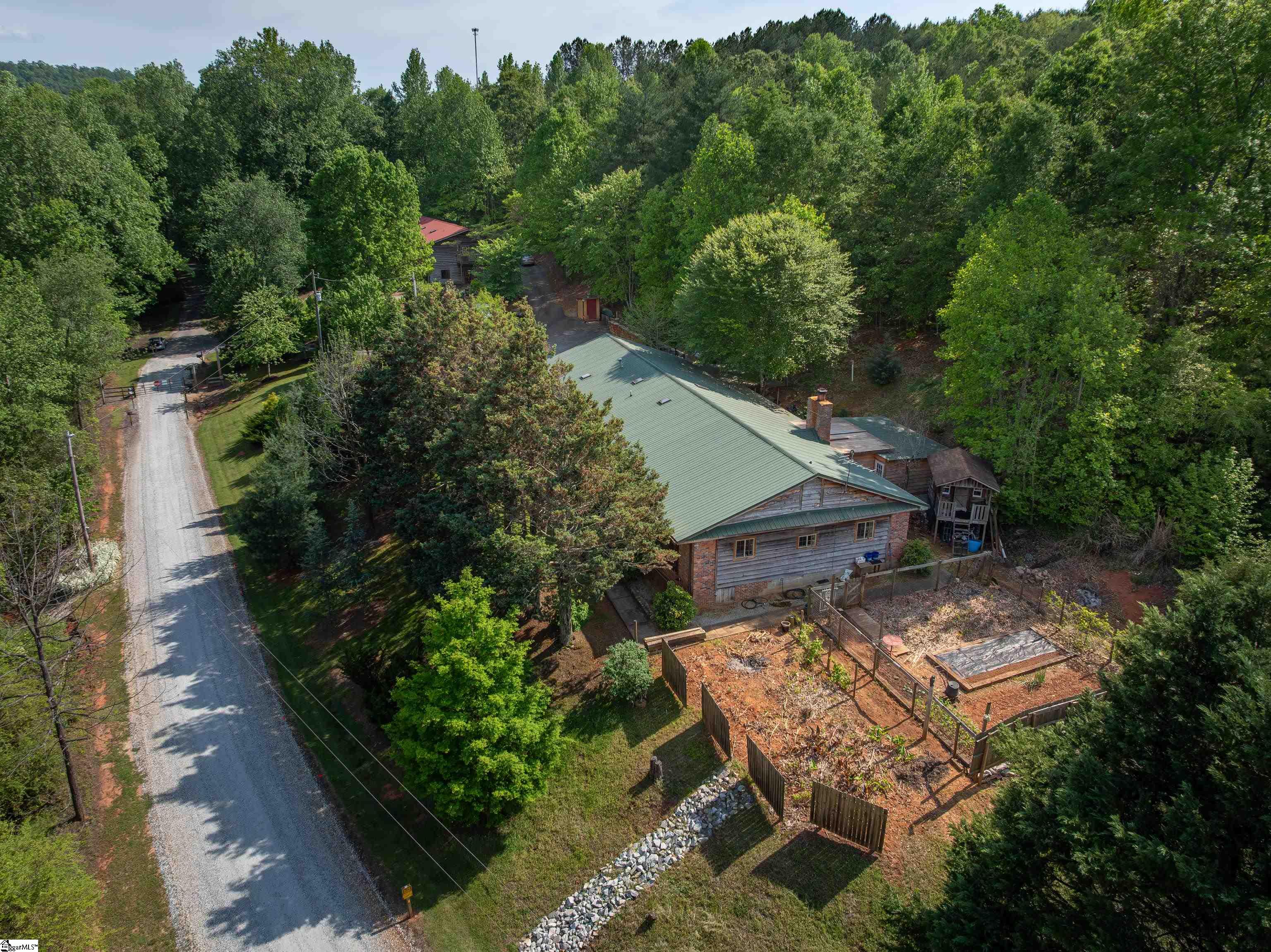 149 April Valley Lane Pickens, SC 29671 - Photo 3 of 24