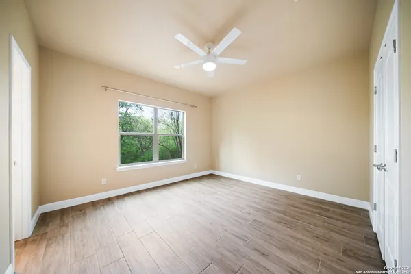 $2,295 | 635 Bluffside Drive, New Braunfels, TX 78130