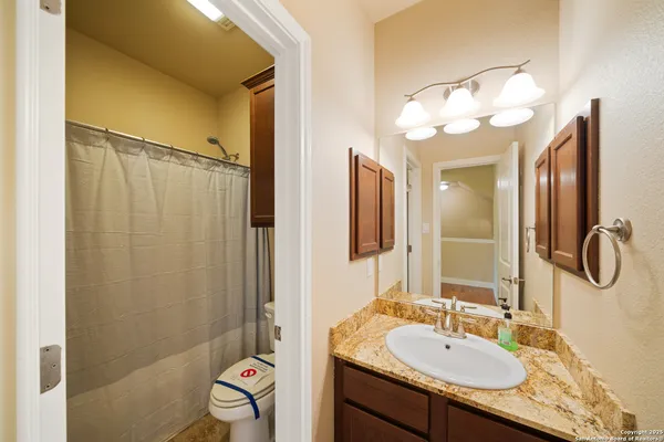 $2,295 | 635 Bluffside Drive, New Braunfels, TX 78130