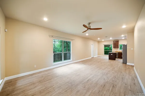 $2,295 | 635 Bluffside Drive, New Braunfels, TX 78130