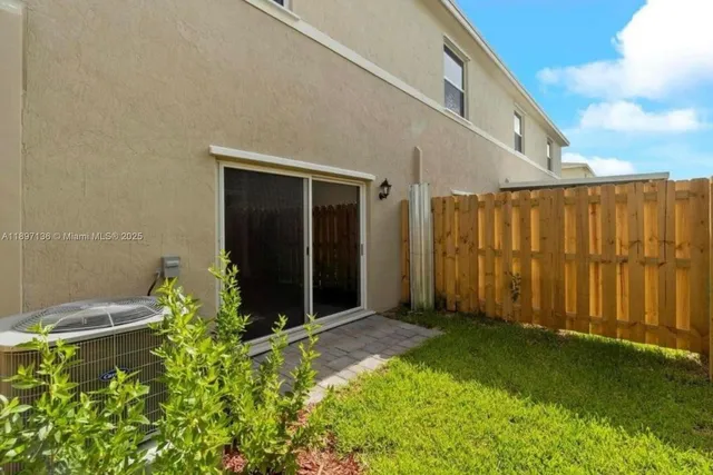 $2,250 | 449 Northeast 4th Terrace, Florida City, FL 33034