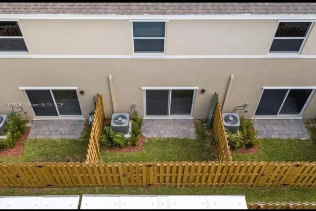 $2,250 | 449 Northeast 4th Terrace, Florida City, FL 33034