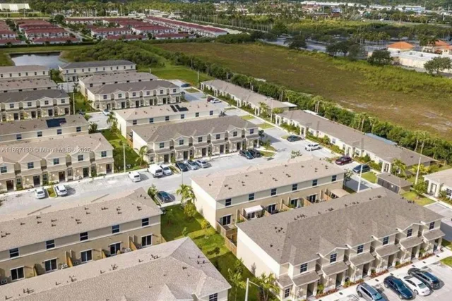 $2,250 | 449 Northeast 4th Terrace, Florida City, FL 33034