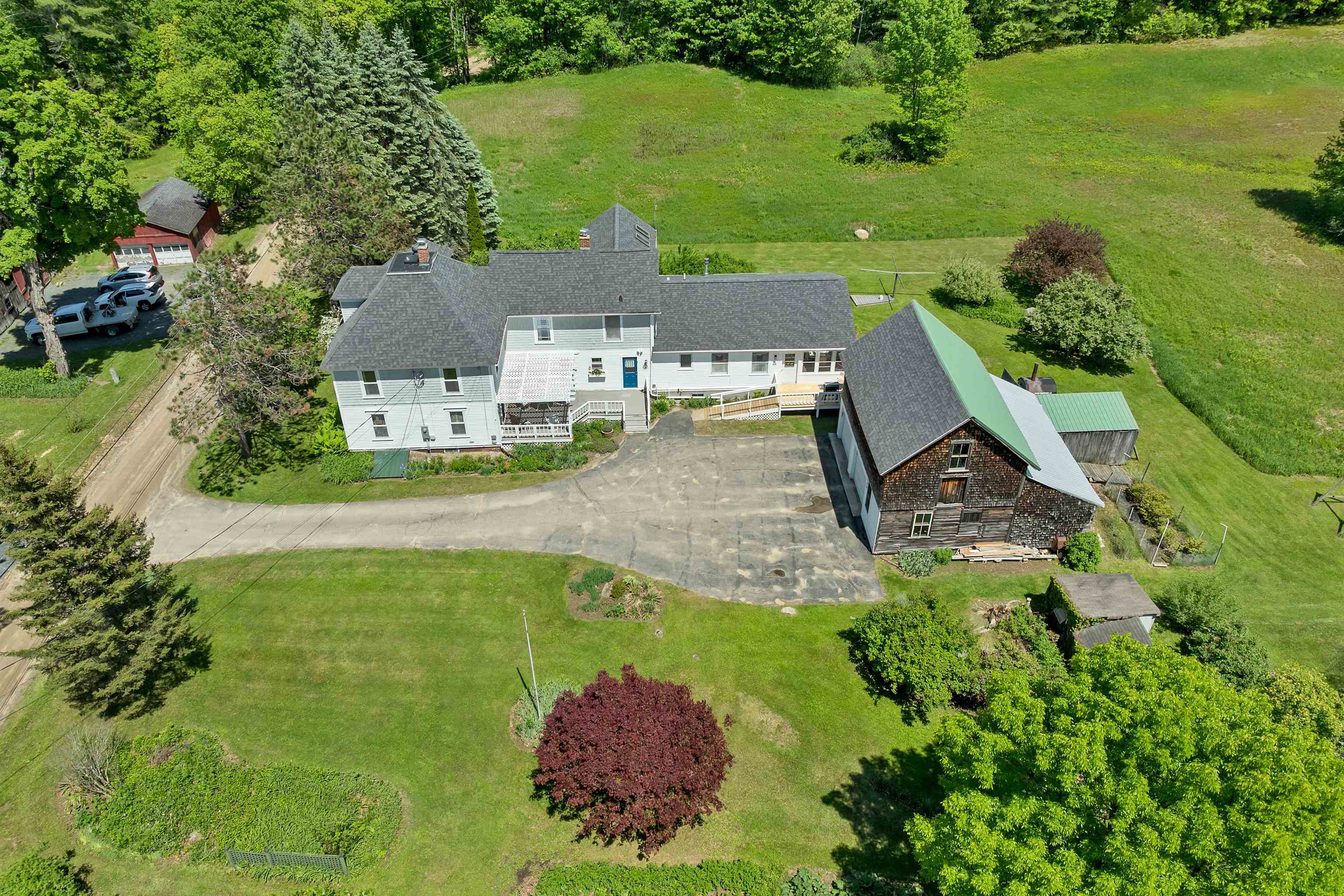 195 Philbrook Road Sanbornton, NH 03269 - Photo 2 of 57