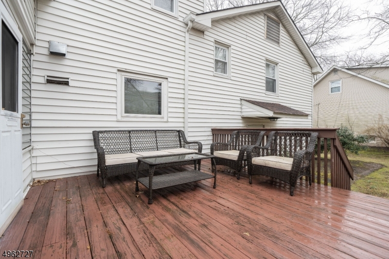 25 Baker Road Livingston, NJ 07039 - Photo 13 of 15