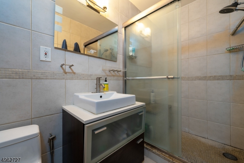 25 Baker Road Livingston, NJ 07039 - Photo 9 of 15