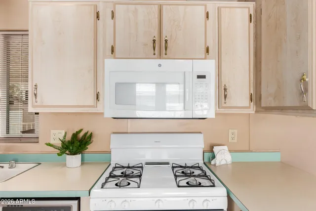 $1,300 | 17200 West Bell Road, Unit 125, Surprise, AZ 85374