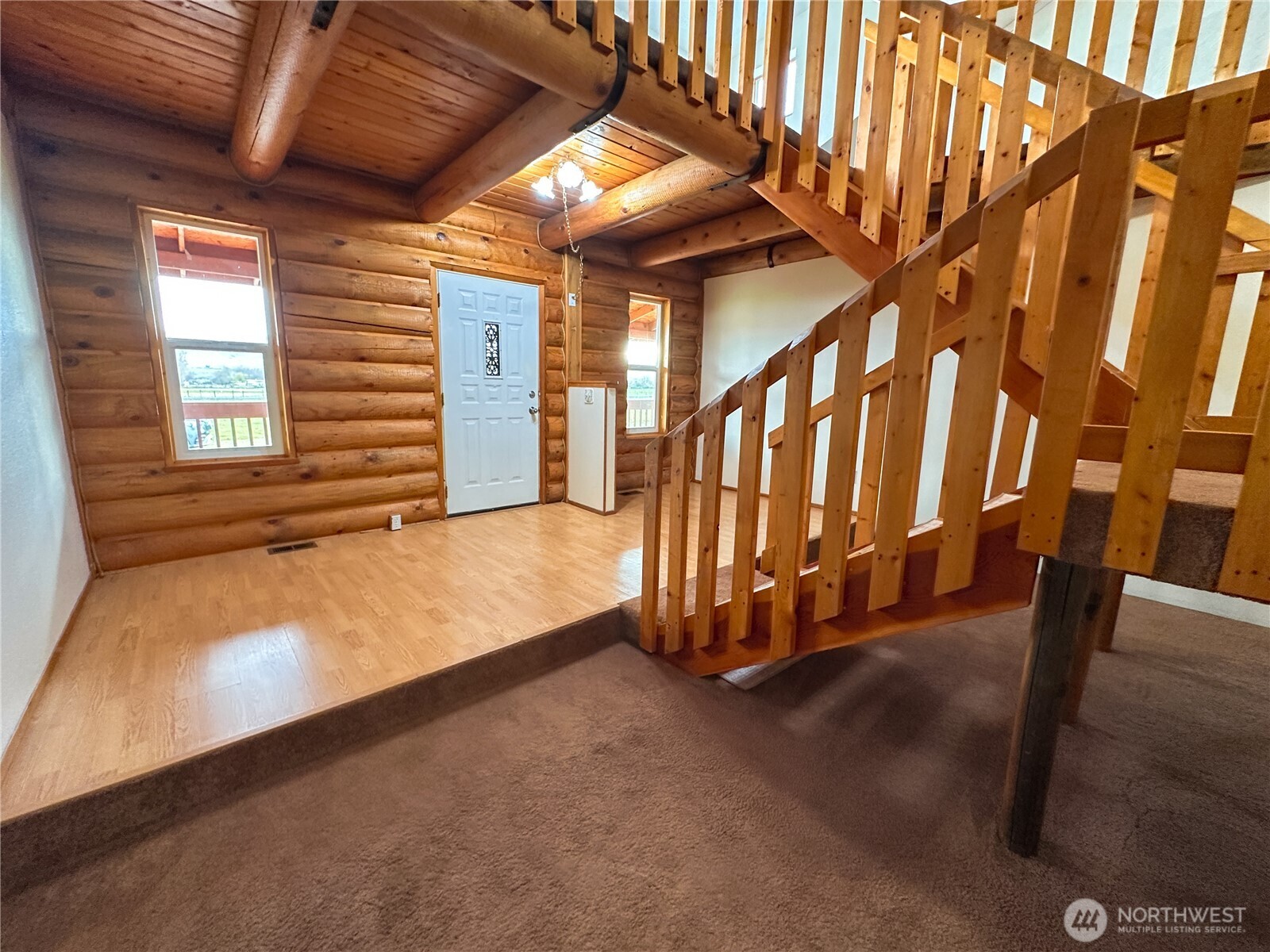 161802 West Buena Vista Road Prosser, WA 99350 - Photo 14 of 40 a view of an empty room with stairs