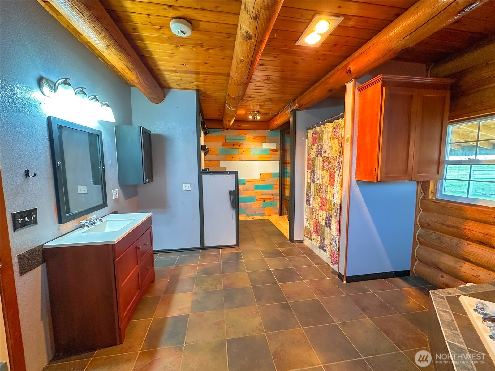161802 West Buena Vista Road Prosser, WA 99350 - Photo 24 of 40 a kitchen with stainless steel appliances a stove a refrigerator a sink and dishwasher