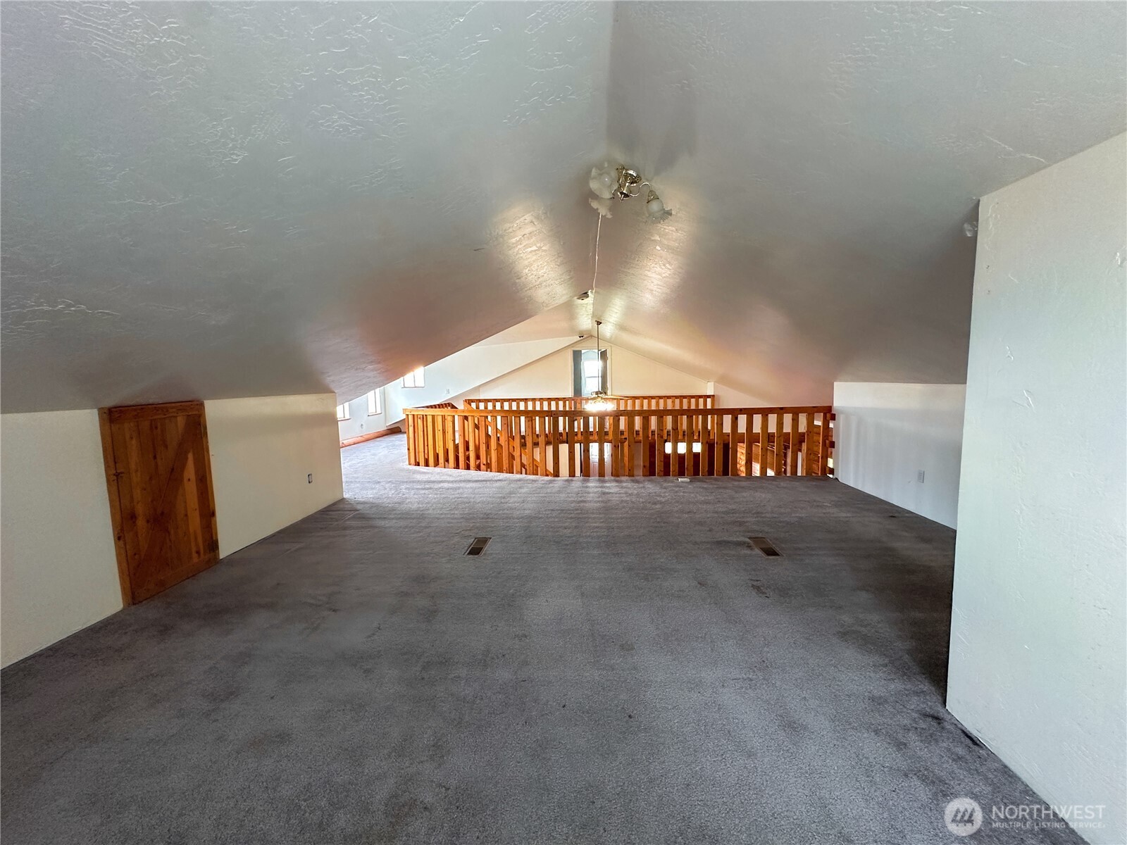 161802 West Buena Vista Road Prosser, WA 99350 - Photo 35 of 40 a view of a room with an entryway