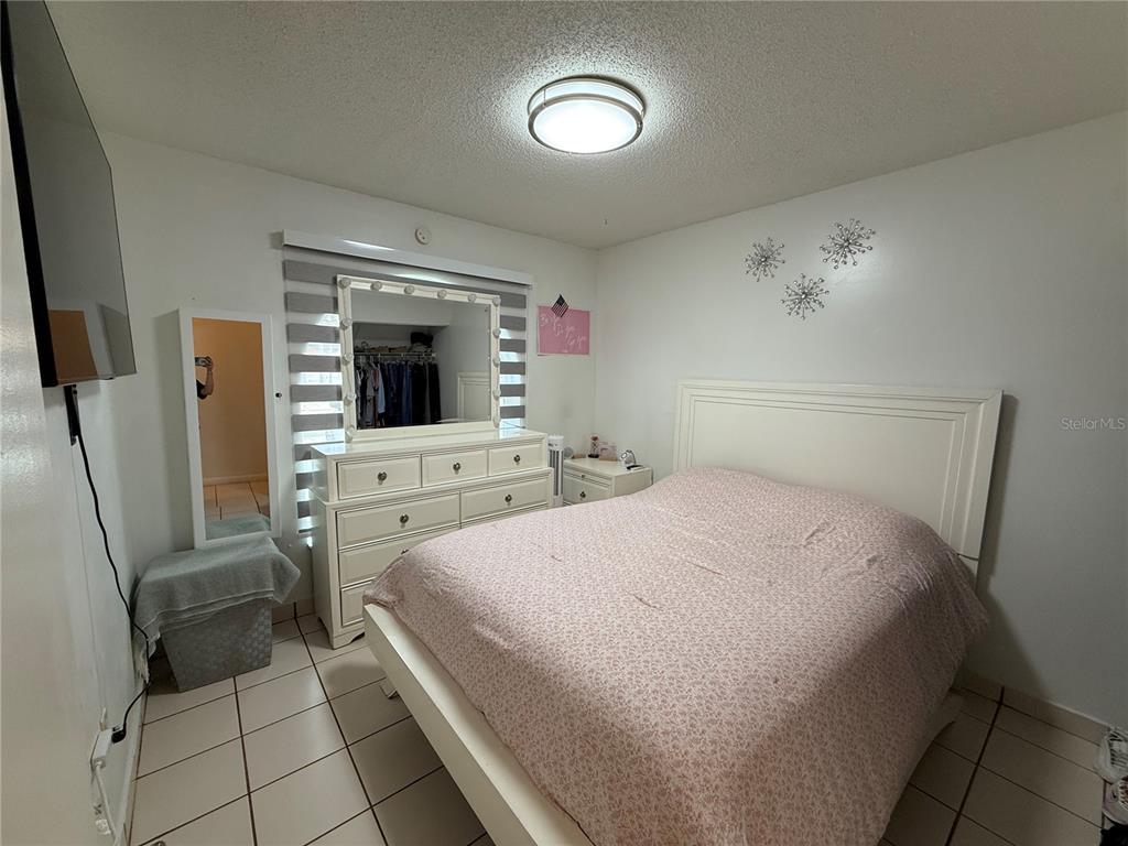 14719 Southwest 176th Street Miami, FL 33187 - Photo 8 of 15