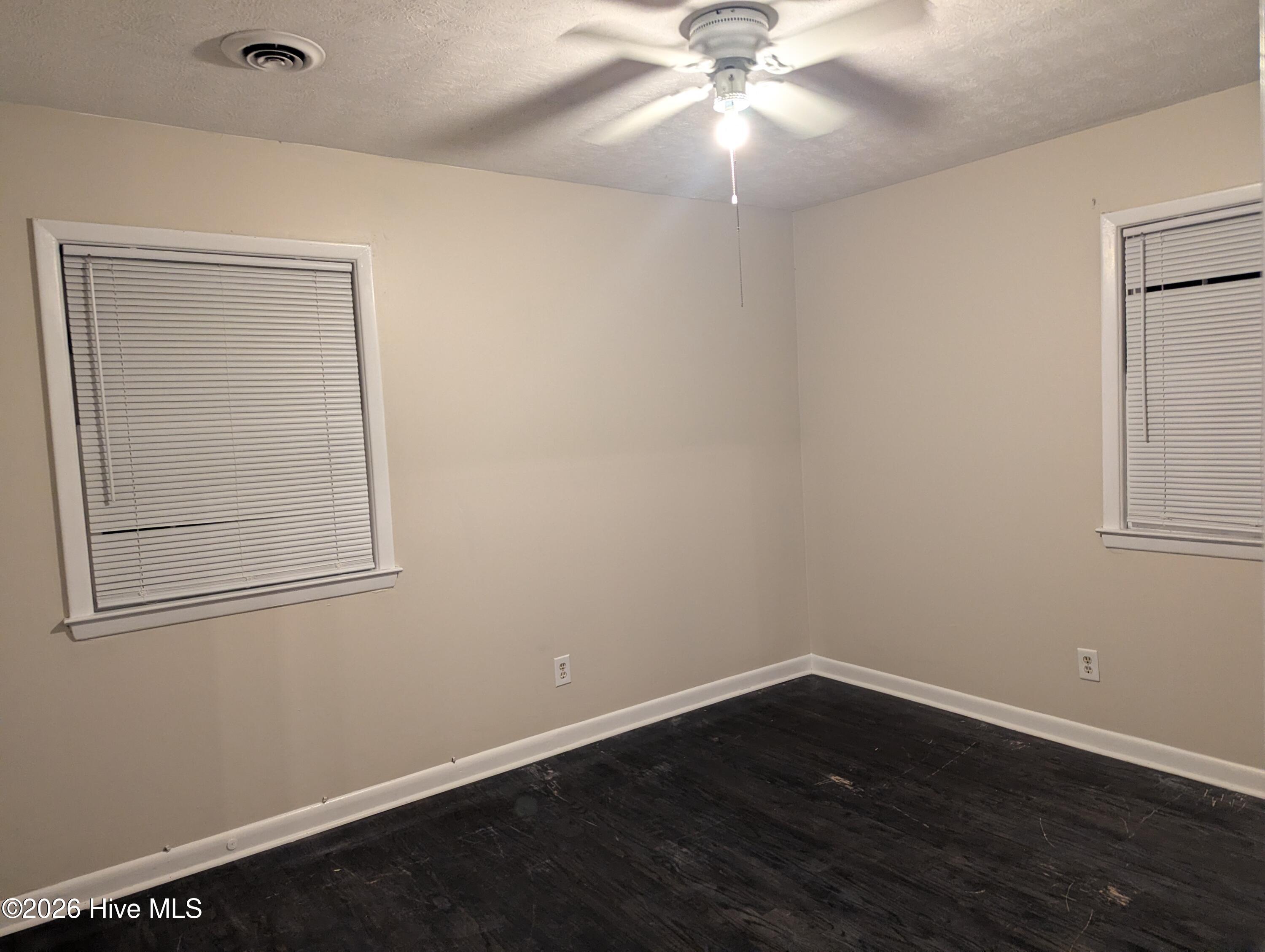 1020 Riverside Circle Spring Lake, NC 28390 - Photo 31 of 33 Gallery Image 31