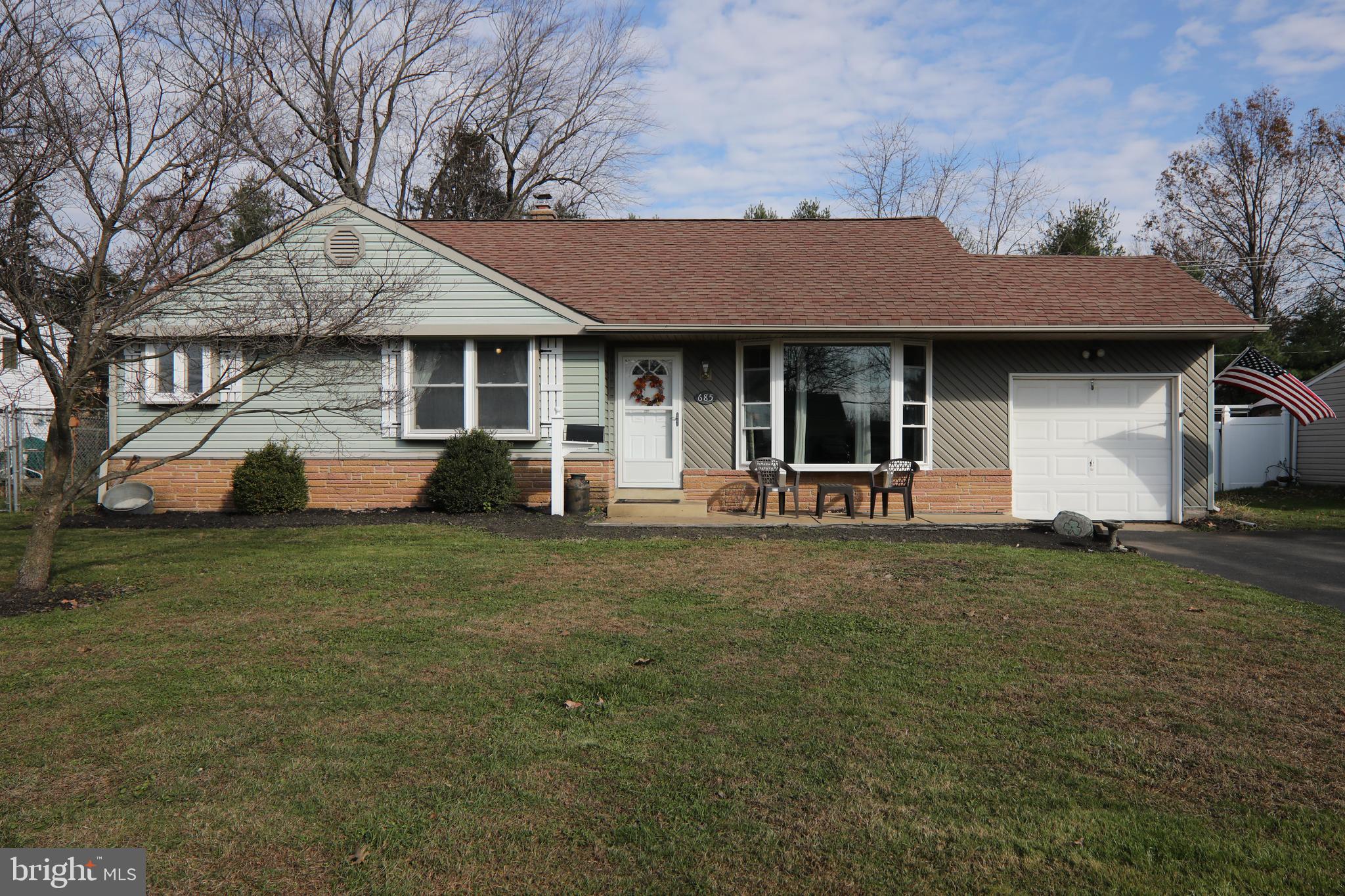685 Cypress Road Warminster, PA 18974 - Photo 3 of 41 Gallery Image 3