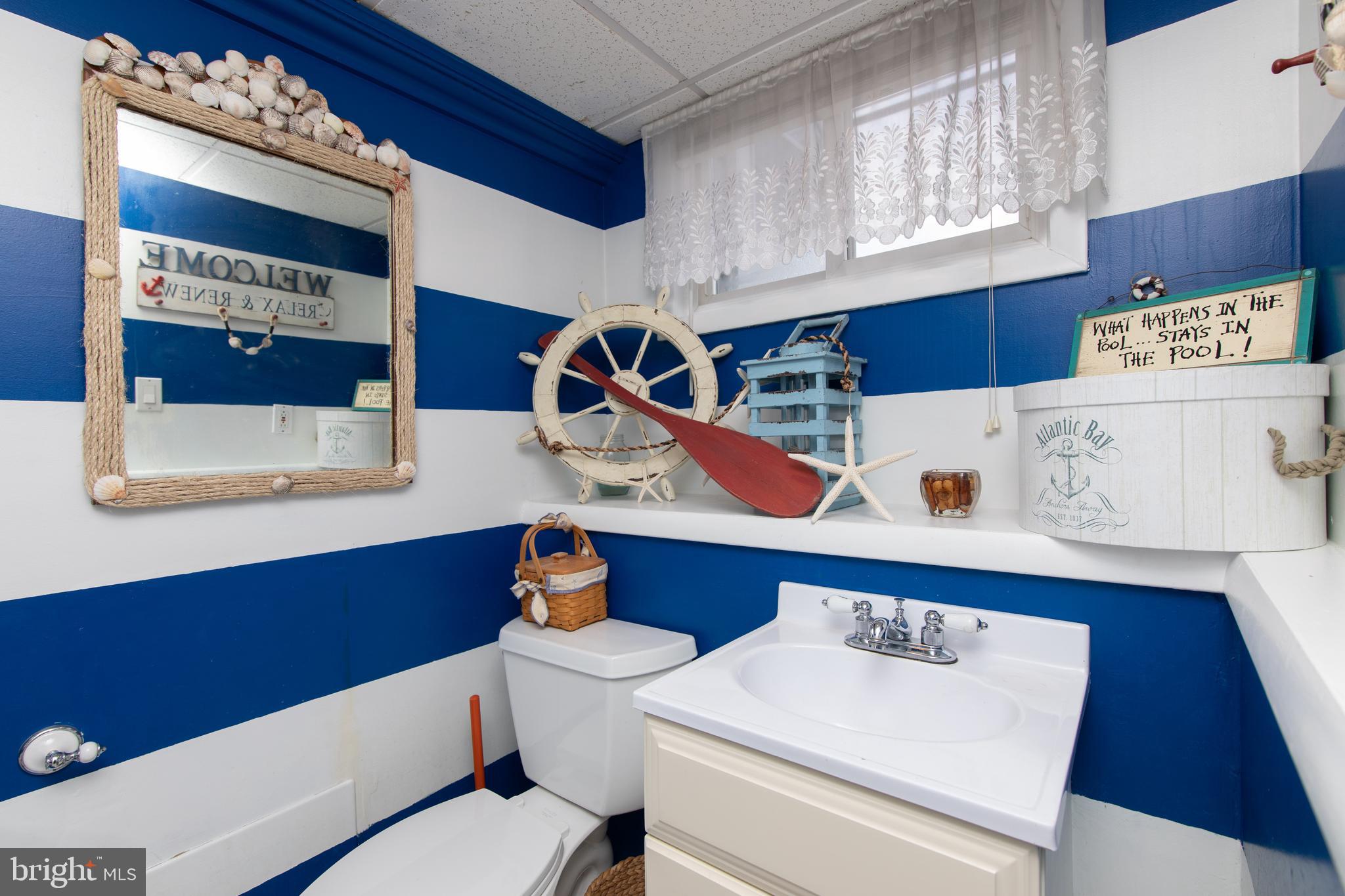 685 Cypress Road Warminster, PA 18974 - Photo 33 of 41 Half Bath