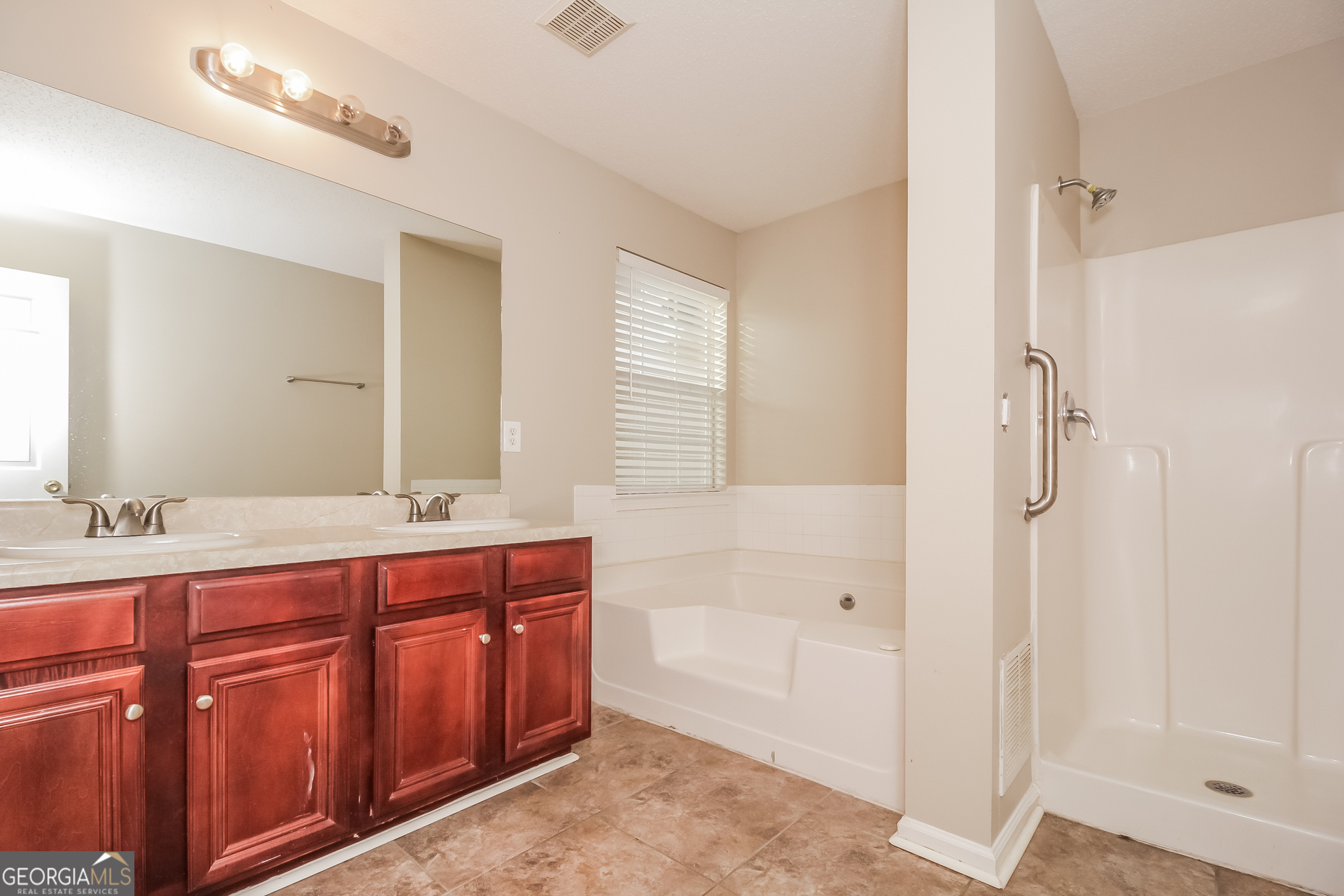 4321 Holliday Road College Park, GA 30349 - Photo 10 of 17