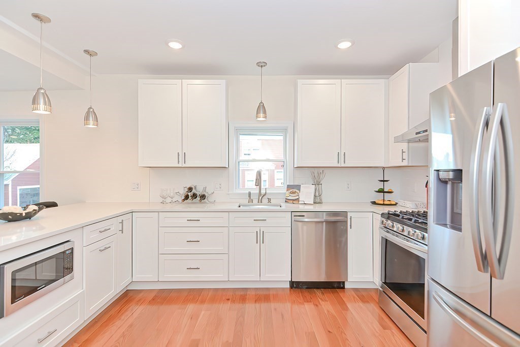 583 Main Street, Unit 583 Medford, MA 02155 - Photo 12 of 31