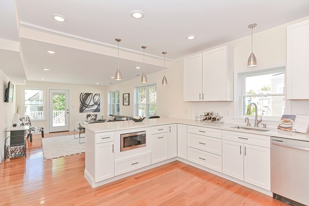 583 Main Street, Unit 583 Medford, MA 02155 - Photo 16 of 31