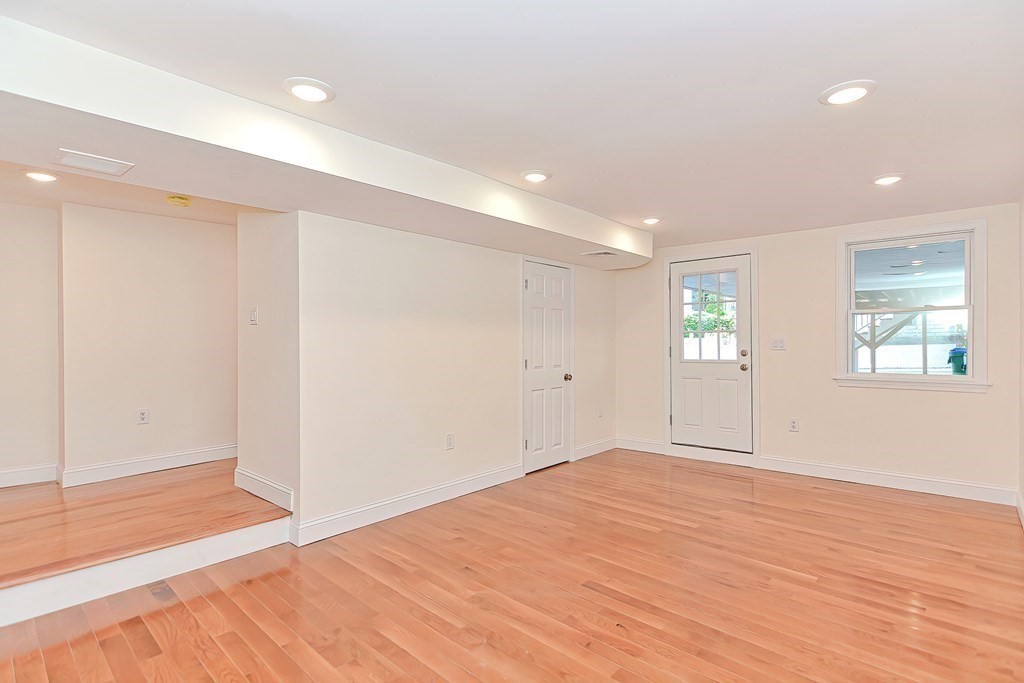 583 Main Street, Unit 583 Medford, MA 02155 - Photo 27 of 31