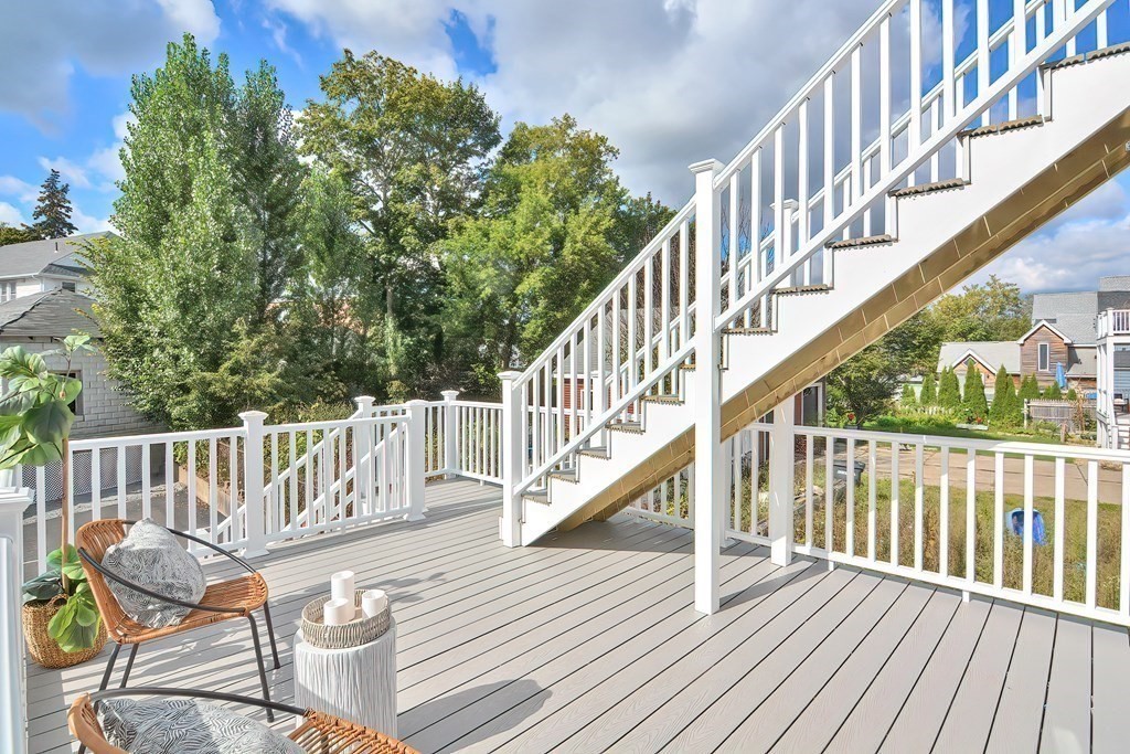 583 Main Street, Unit 583 Medford, MA 02155 - Photo 4 of 31