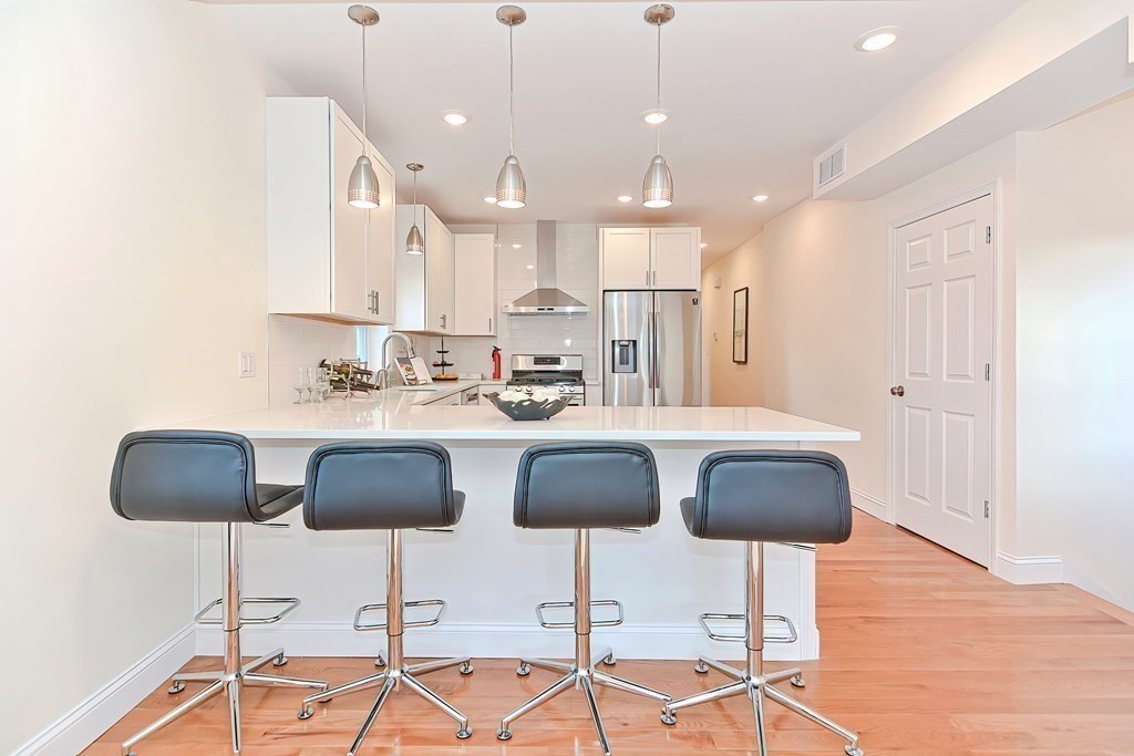583 Main Street, Unit 583 Medford, MA 02155 - Photo 9 of 31